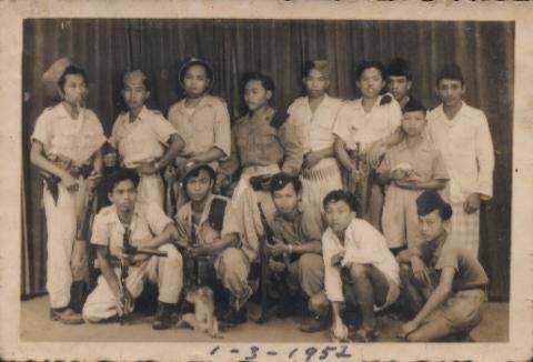 Pasukan BKR berfoto bersama tahun 1952 / Pribadi