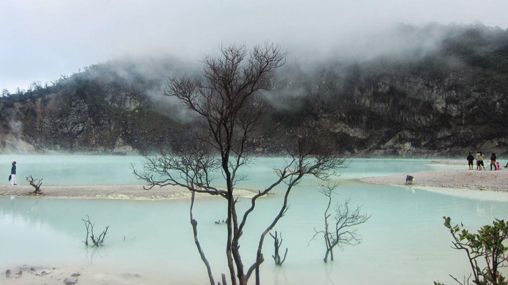 Kawah Putih / @Pinterest