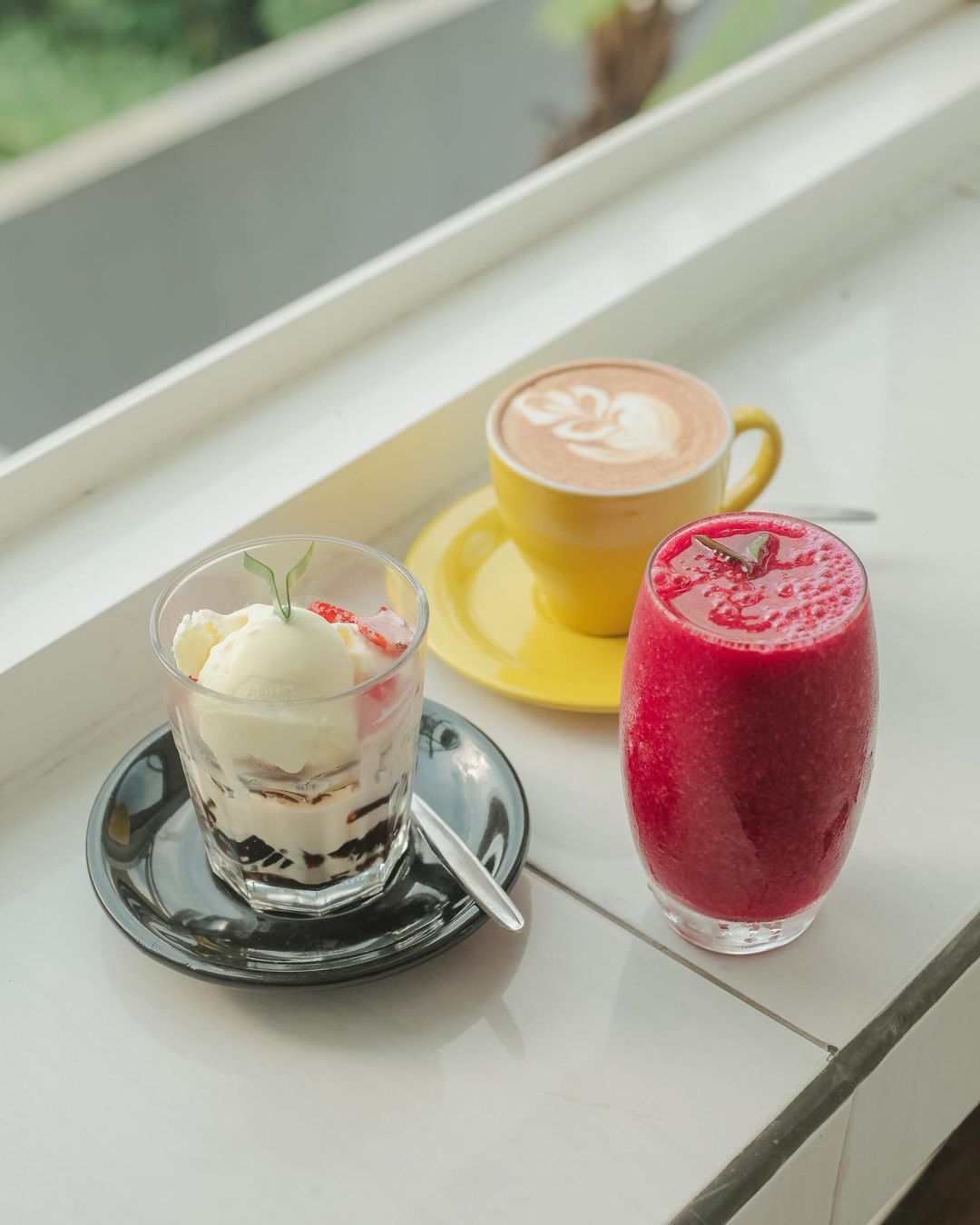 Aneka minuman hangat dan dingin bisa dipesan / IG @banyumili.restoandcafe