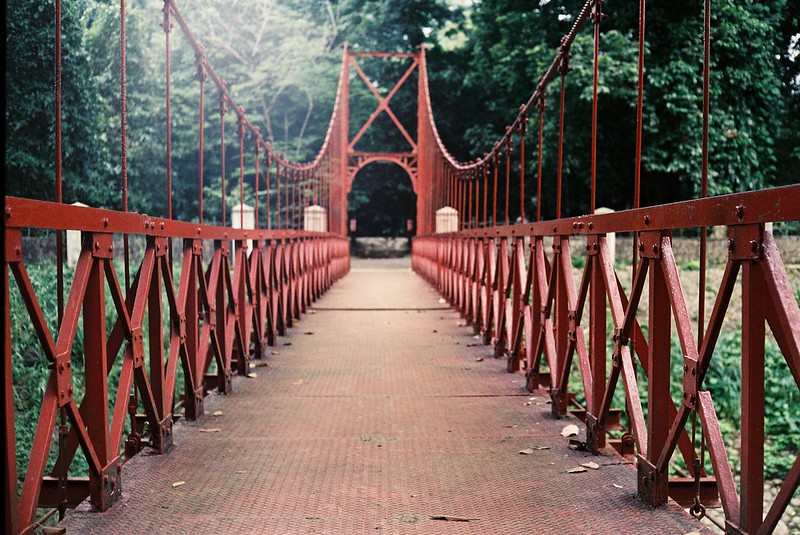 Jembatan Merah Kebun Raya Bogor @Flickr